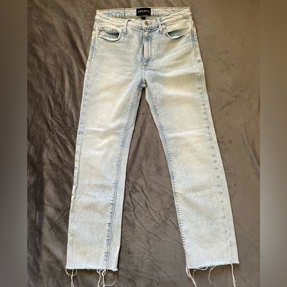 Black Orchid "Brooke" High Waisted Straight Crop - Picture 3 of 7